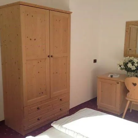Albergo Mezzolago Hotel Mezzolago